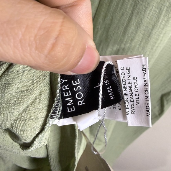 Emery Rose Elegant Sage Green Romper - Picture 5 of 5